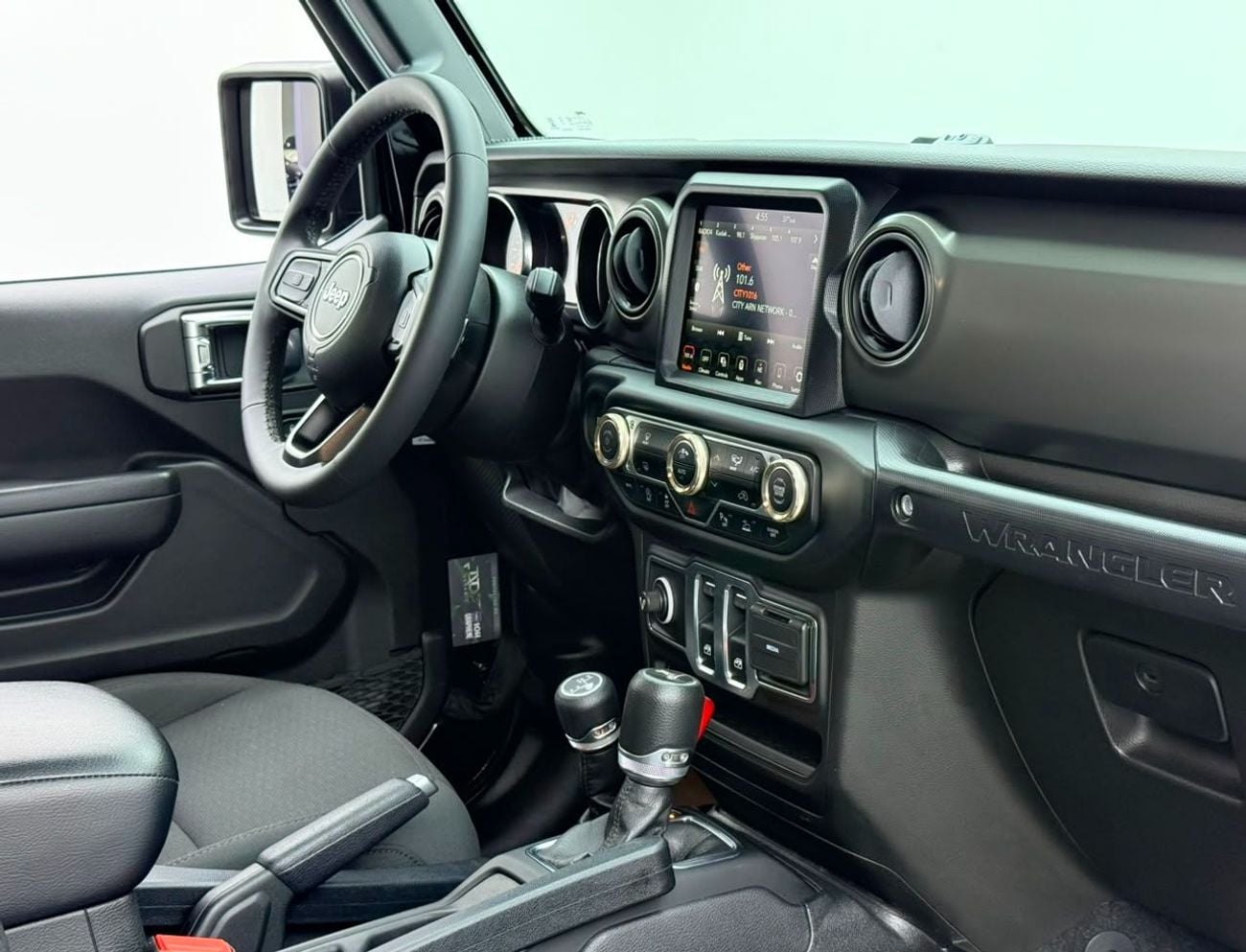 Jeep Wrangler SPORT 2023 Jeep Wrangler Jeepers Edition, 2028 Jeep Warranty, Full Jeep Service History, GCC