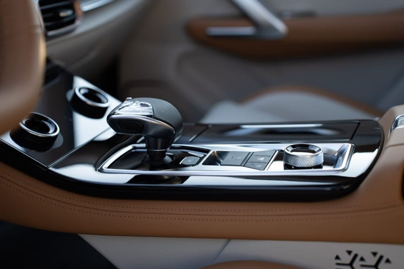 Jetour X70 10years warranty and 5 years service Contact number 0507273386