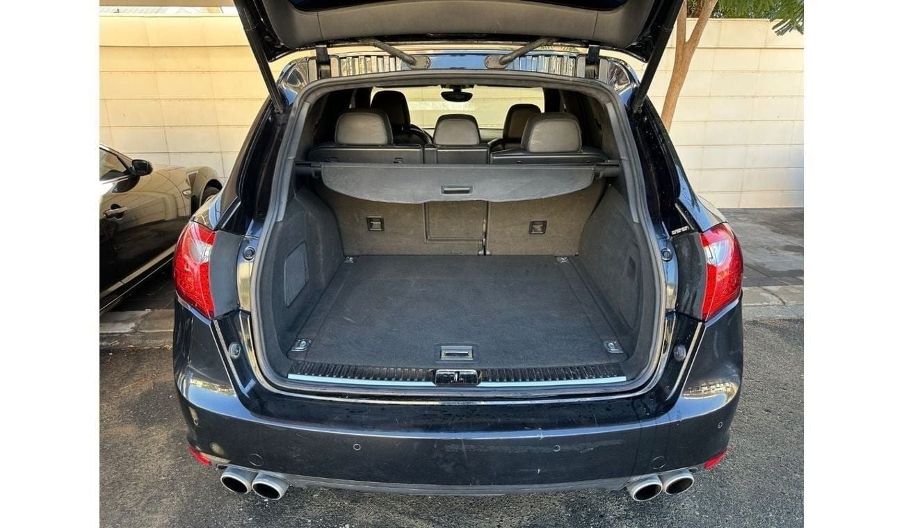Porsche Cayenne Turbo 4.8L (500 HP) | 2011 | GCC Specs | First Owner | V8 Twin-Turbo 500 HP | Perfect Condition