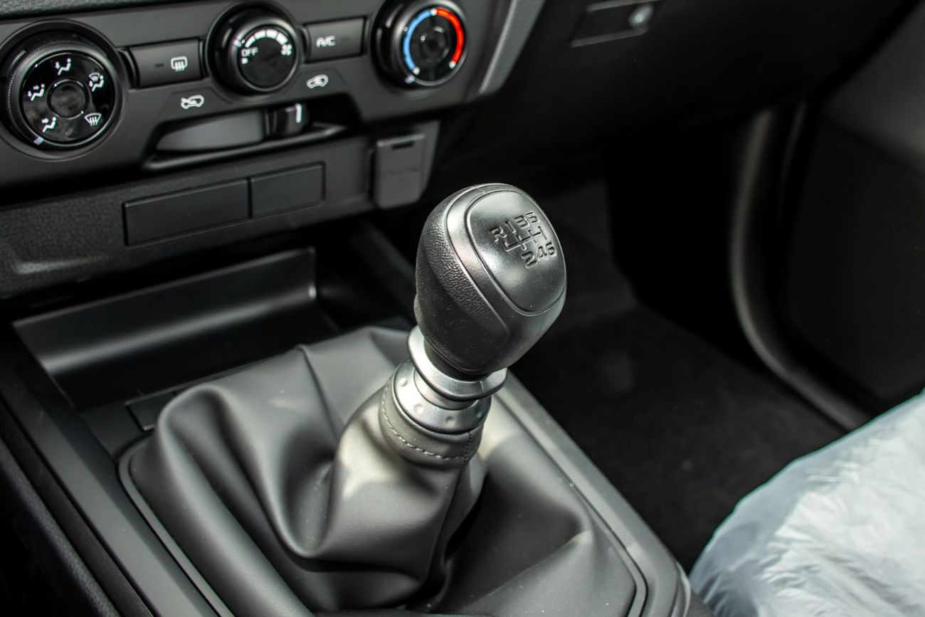 Isuzu DMax ISUZU DMAX PICK UP , 1.9L  DEISEL ENGINE , MODEL 2026