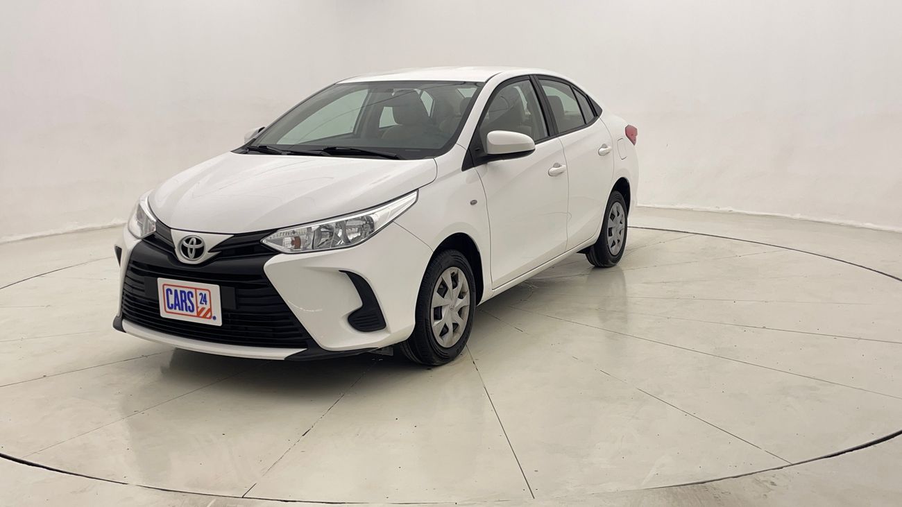 تويوتا يارس E 1.5 | بدون دفعة مقدمة | اختبار القيادة في المنزل