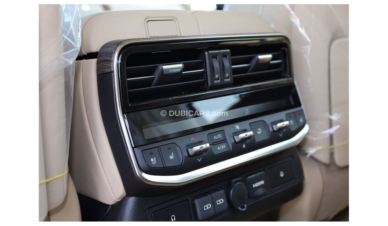 Toyota Land Cruiser VXR Twin Turbo 3.5L 4x4 | Brand New | GCC Specs