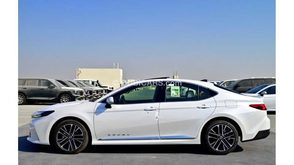 New Toyota Camry Grande 2.5L Petrol AT 2025 for sale in Dubai - 795124