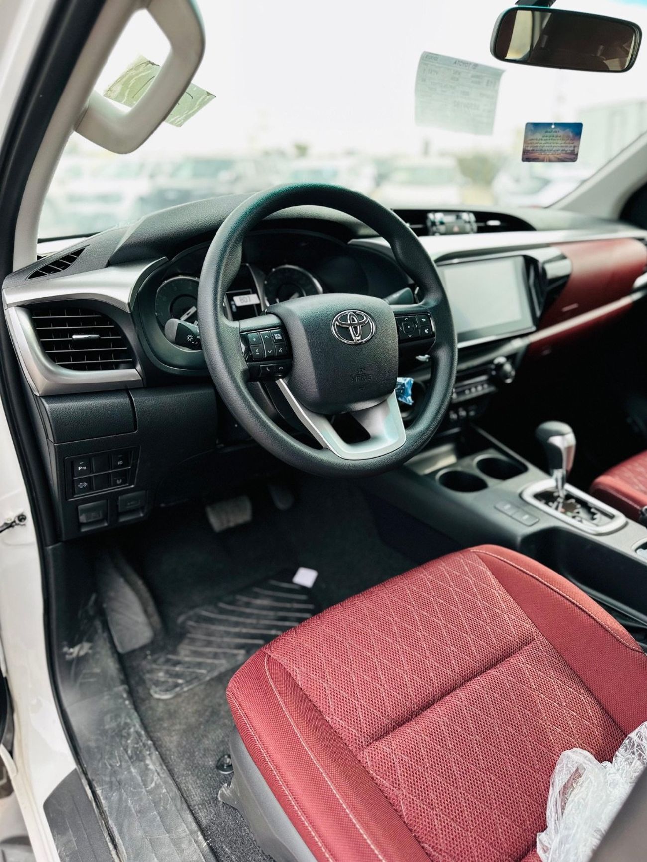 تويوتا هيلوكس S GLX 2.4L AWD A/T