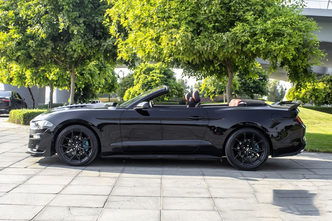 فورد موستانج EcoBoost Premium 2.3L Convertible M/T