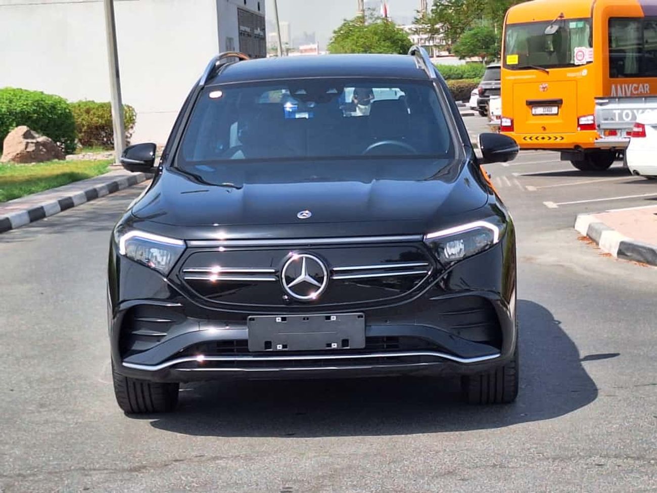 Mercedes-Benz EQB 350 2024 MERCEDES BENZ EQB-350 4 MATIC 7 SEATS