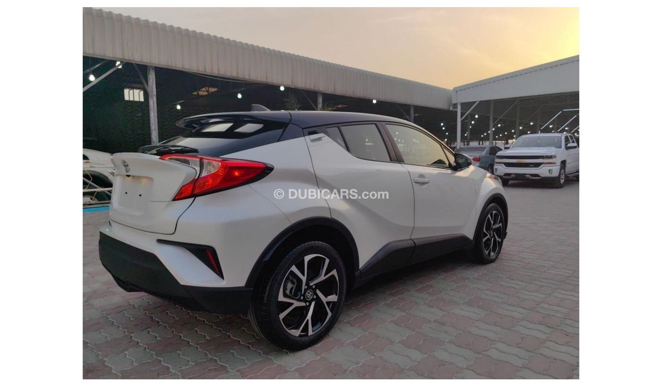 Used Toyota CHR 2020 for sale in Dubai - 623594