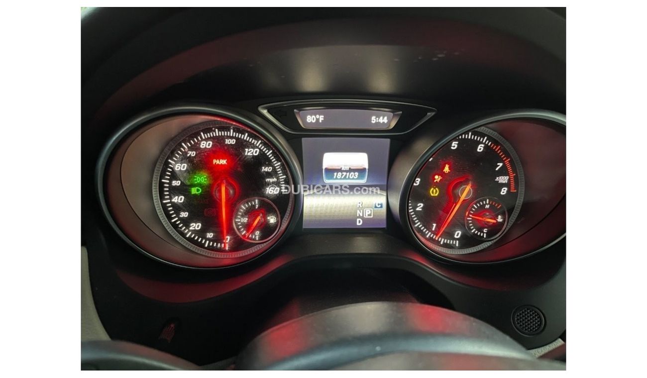 Mercedes Benz GLA250 Std MERCEDES- GLA 250 - MODEL 2018     ( UAS_ SPEC)