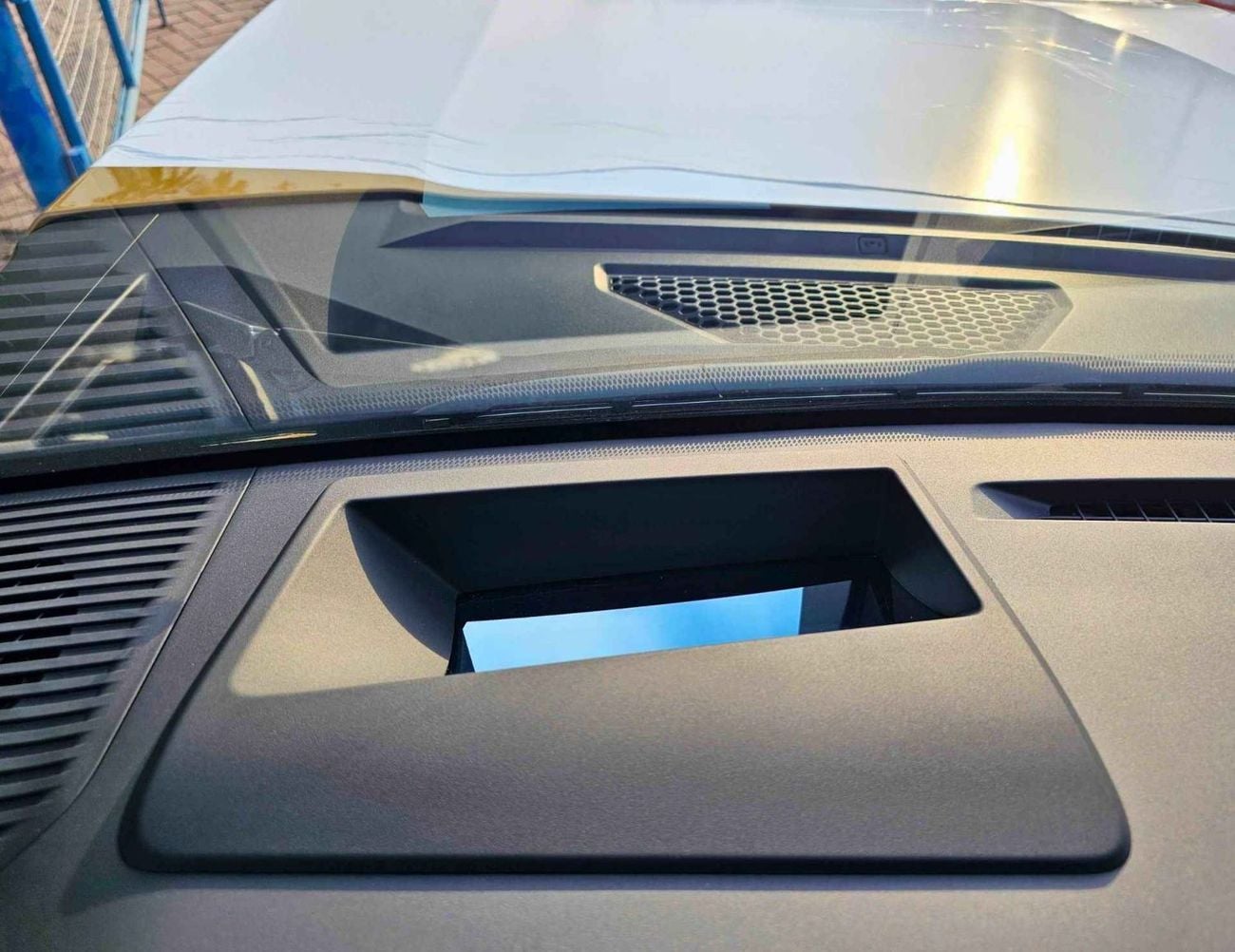 تويوتا برادو TURBO ADVENTURE DUAL TONE / 2.4L PETROL A/T V4 / HIGH OPTION WITH RADAR / (CODE# PADV1T)