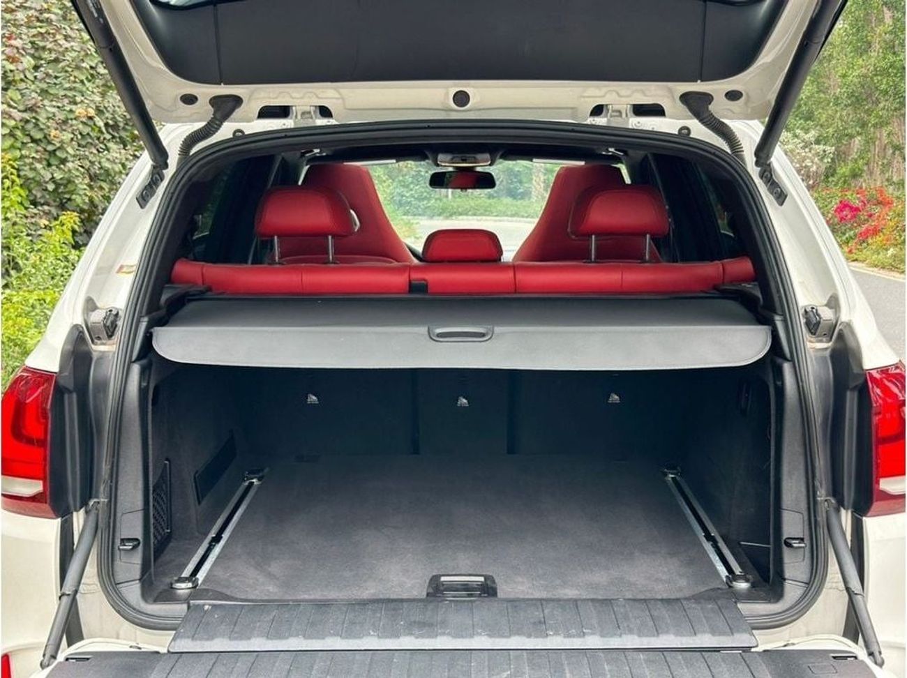 بي أم دبليو X5 M Std 4.4L | V8 Twin-Turbo 567 HP | 2018 | xDrive (AWD) | Low mileage | Perfect Condition