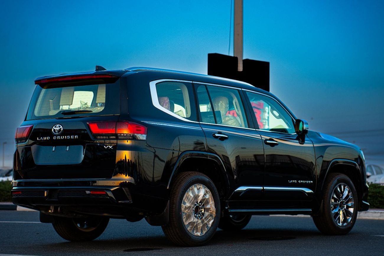 تويوتا لاند كروزر VXR 2026 Toyota Land Cruiser LC300 VX  4.0L V6 petrol full-option