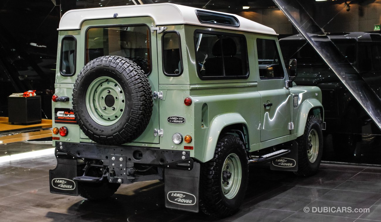 Land Rover Defender Heritage Edition