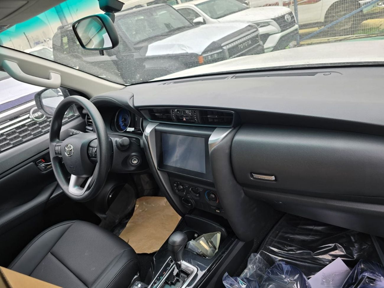 تويوتا فورتونر تويوتا فورتشنر 2.7 لتر بنزين – موديل 2026 – مواصفات خليجية