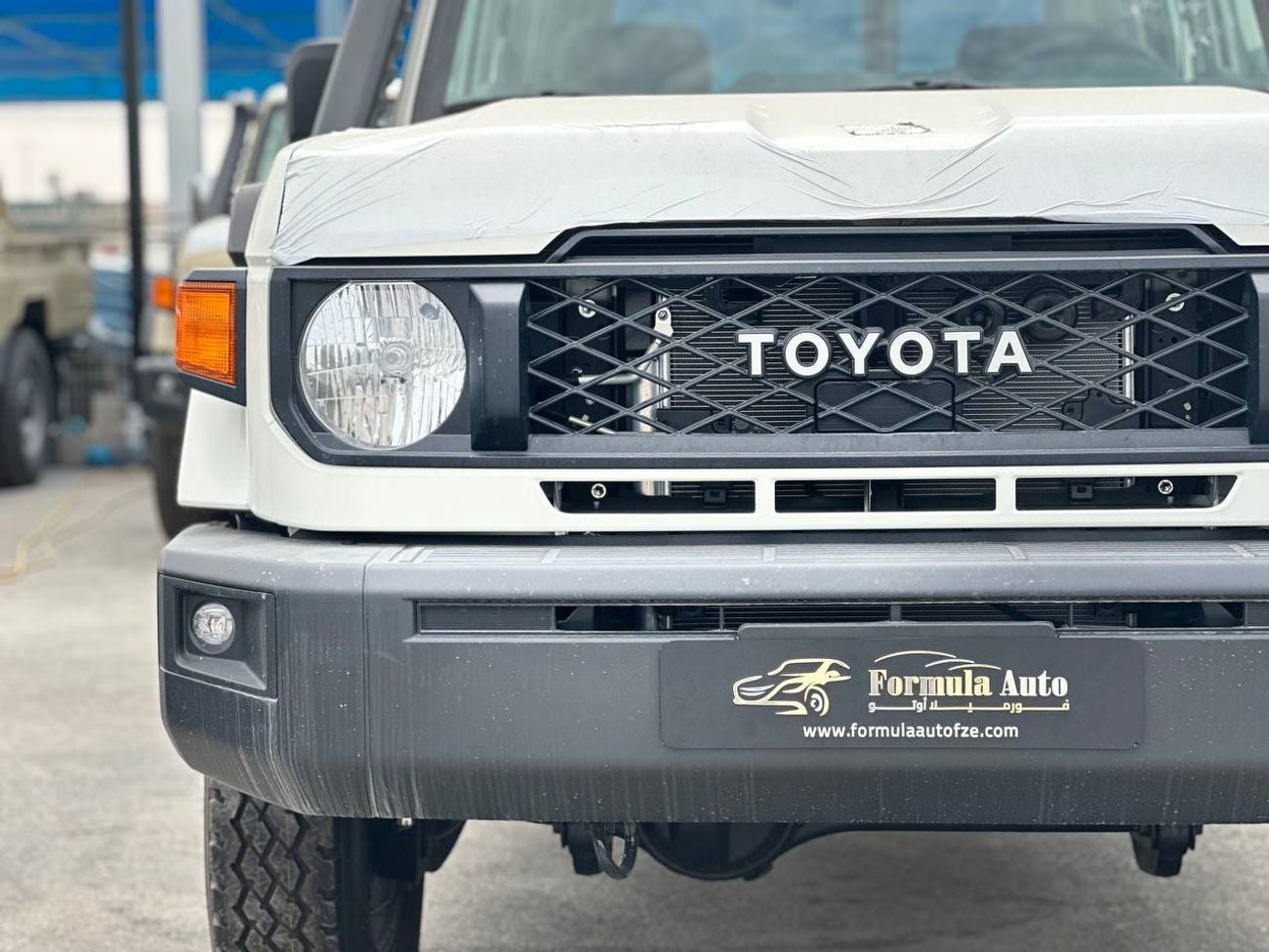 Toyota Land Cruiser LC78 4.2L DSL M/T // STD Option With Power Windows , Center Lock // Special Offer // By Formula Auto