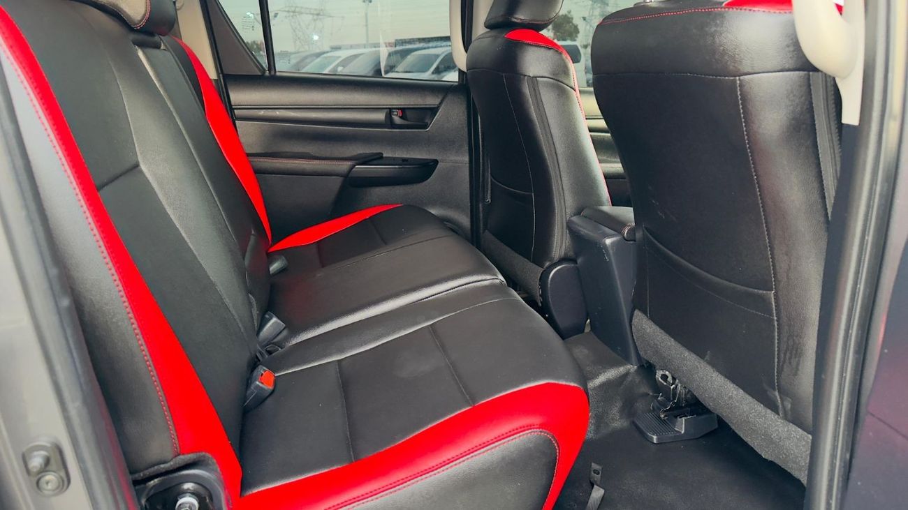 Toyota Hilux OFF ROAD MODIFIED | 2.8L DIESEL ENGINE | RHD | DOUBLE CABIN