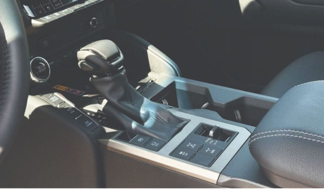 تويوتا برادو VXR Toyota Prado 2.4L Turbo Petrol Luxury 8AT