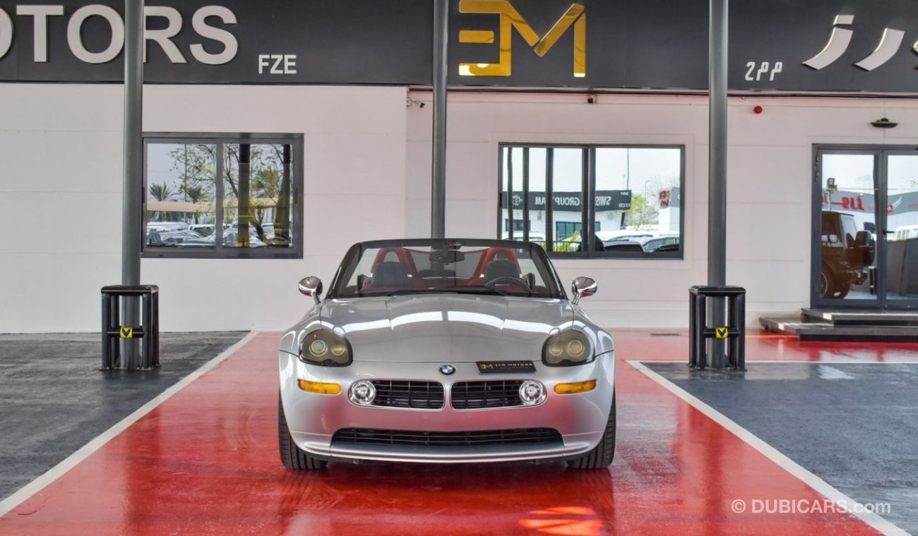 BMW Z8 BMW Z8, 2002, Silver exterior, Red Interior, Manual transmission, 8 cylinders, 18″ wheels, 61,000 km