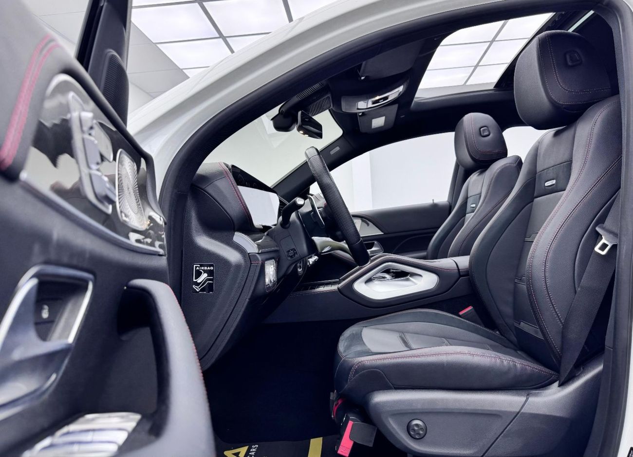 مرسيدس بنز GLE 53 AMG كوبيه 4MATIC+ 2022 Mercedes Benz GLE53 AMG 4MATIC Coupe, Mercedes Warranty + Service Pack, Low Kms, GCC