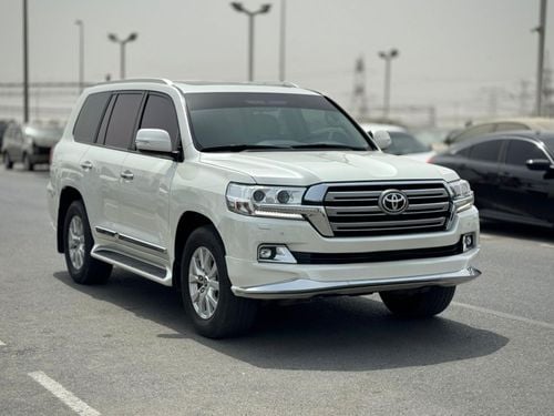 Toyota Land Cruiser GXR 4.6L V8 Petrol 2018 UAE Price @ 187,500 AED