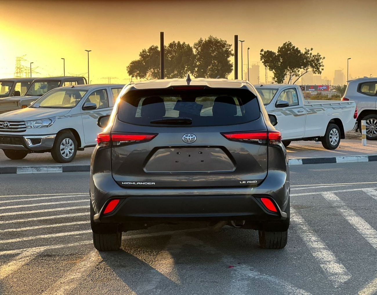 Toyota Highlander LE HEV 