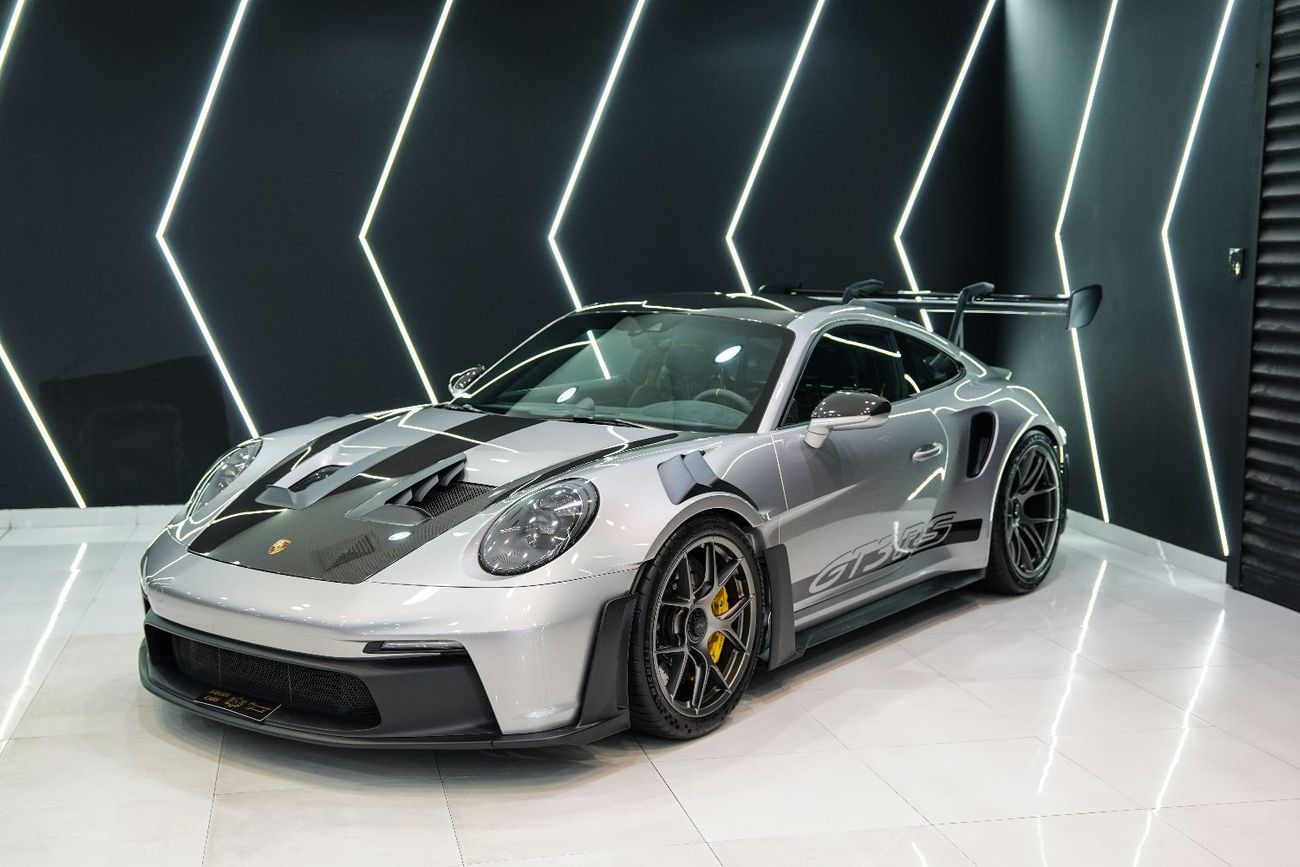 Porsche 911 GT3 RS 4.0L (520 HP) Coupe Weissach Package, Full Carbon, Ceramic Brakes, Lift System, Al Nabooda Wa