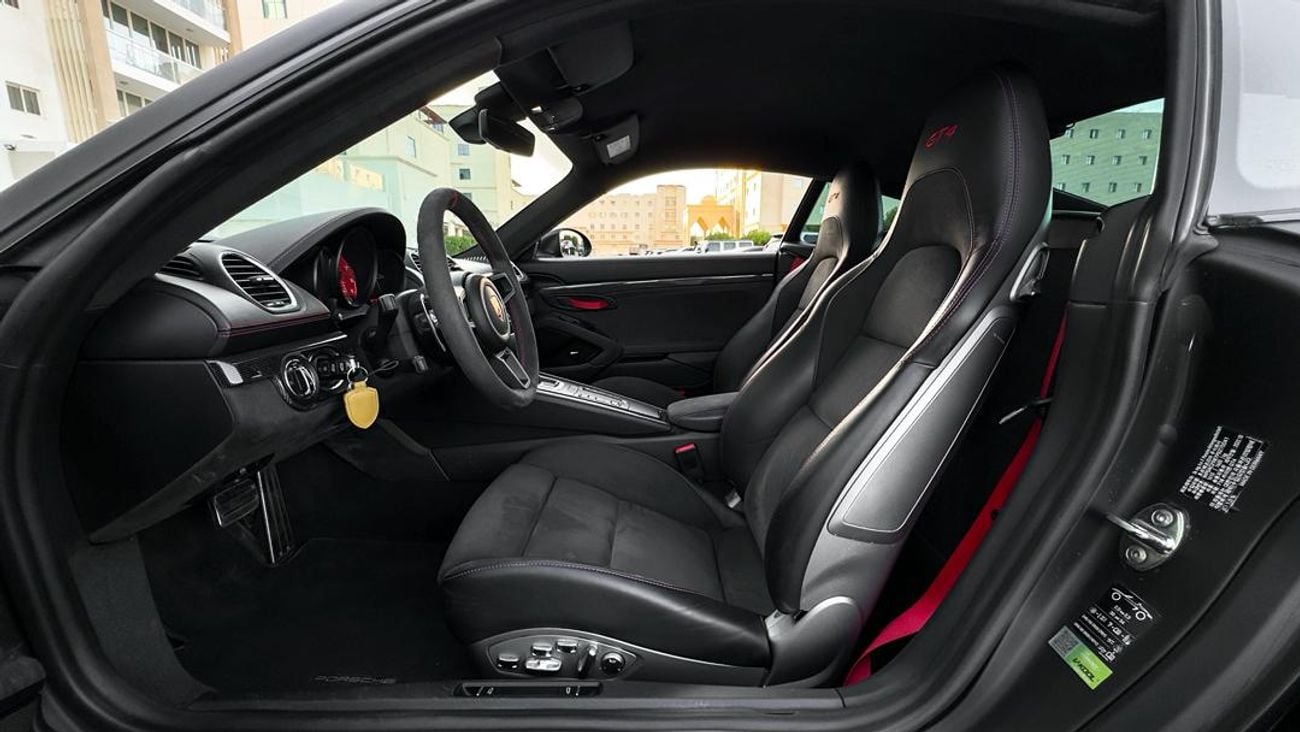 Porsche 718 Cayman 718 Cayman GT4