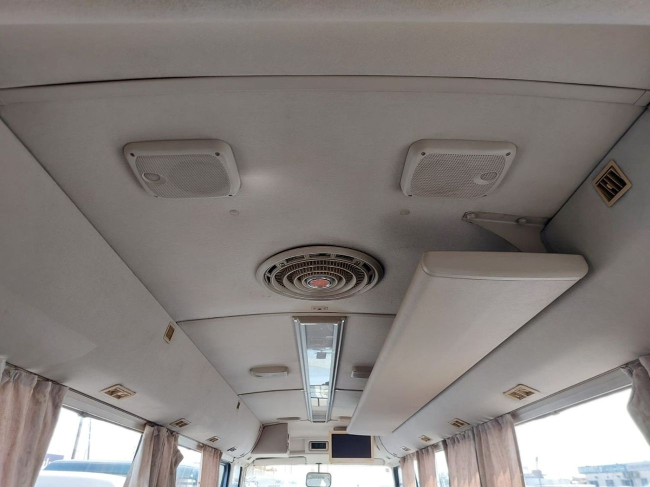 Mitsubishi Rosa (RAMADAN OFFER) MITSUBISHI ROSA BUS RHD 1998 MODEL 4.9 L DIESEL MANUAL(PM00434)