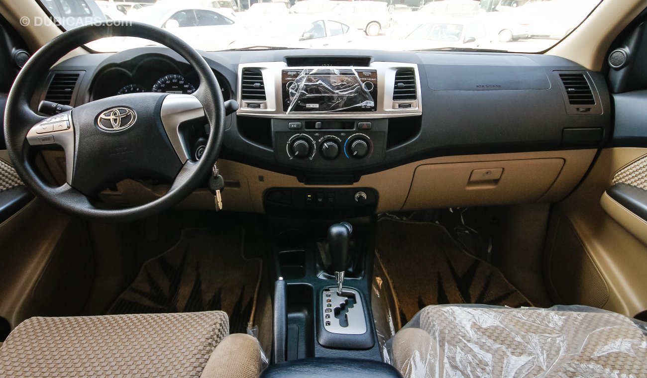 Toyota Fortuner SR5