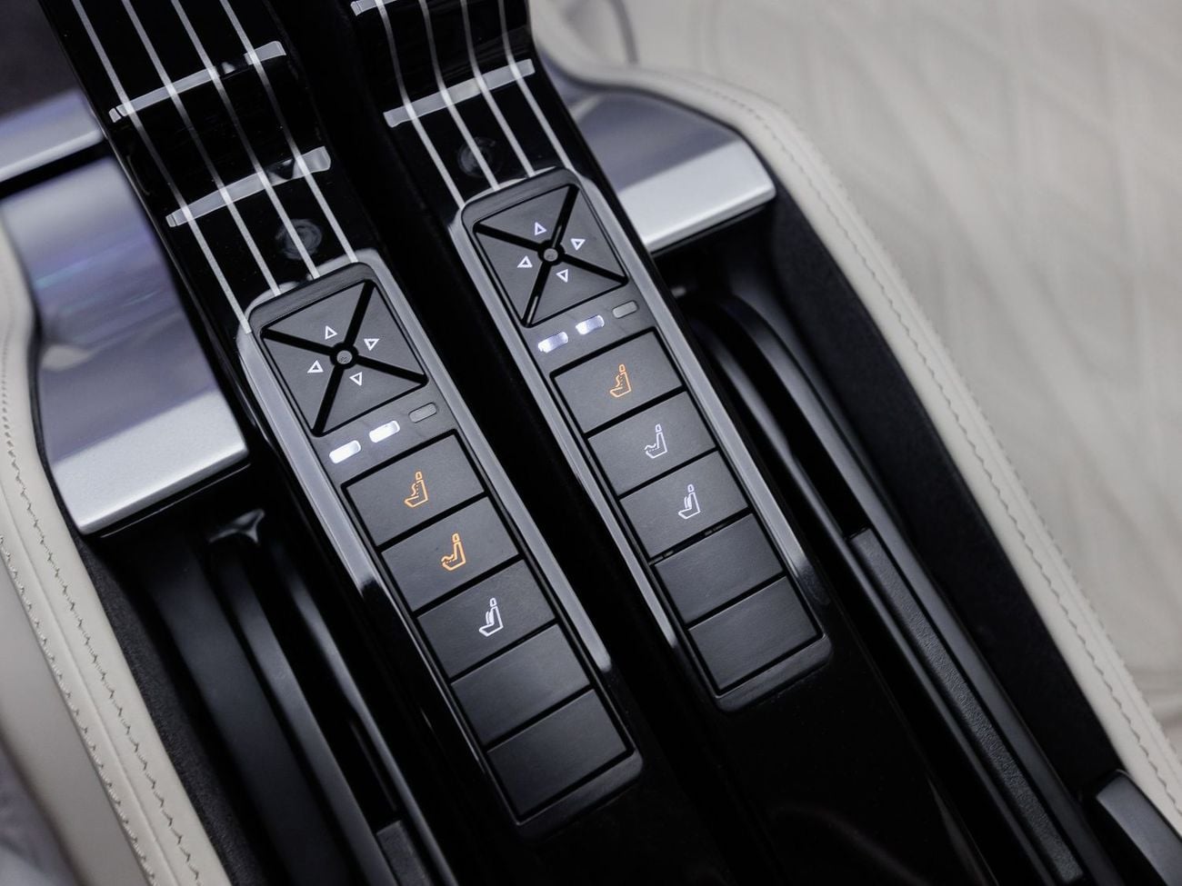 Mercedes Benz V300 AVANTGARDE MBS GRAVITY ZERO VIP