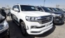 Toyota Land Cruiser VX / V8 diesel right hand drive full options with sunroof and facelifted to 2018 for export brandnew