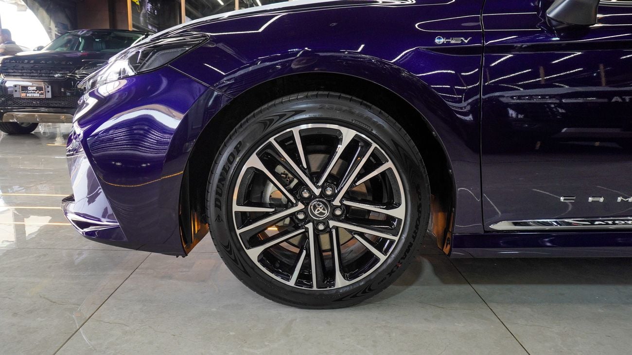 Toyota Camry Lumiere 2.5L HEV