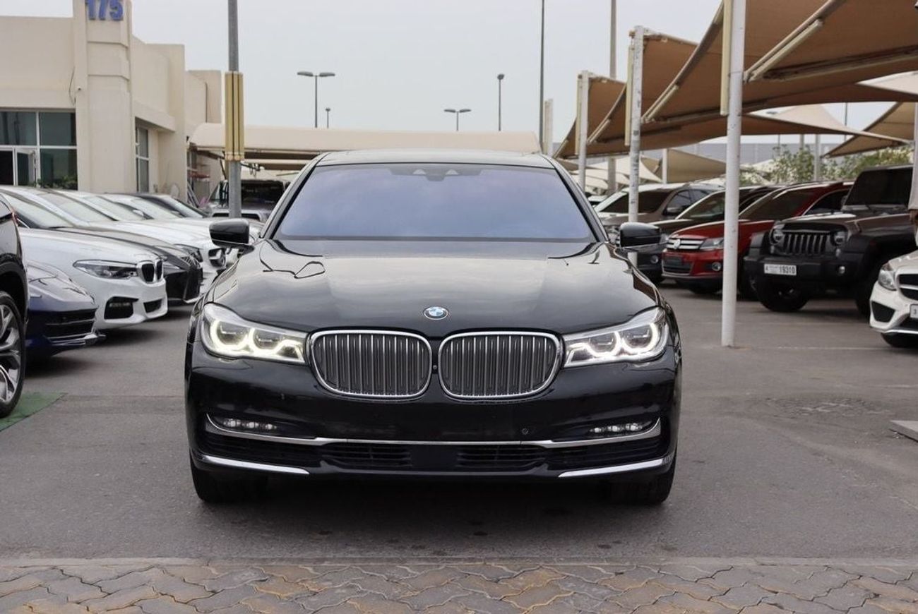 بي أم دبليو 740Li Exclusive 3.0L (335 HP) BMW 740LI VIP / 2017 / GCC / Free Accident/ V6