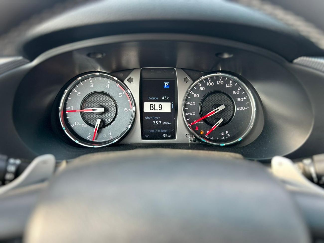 تويوتا هيلوكس Toyota Hilux Toyota Hilux GR Sport 4.0L