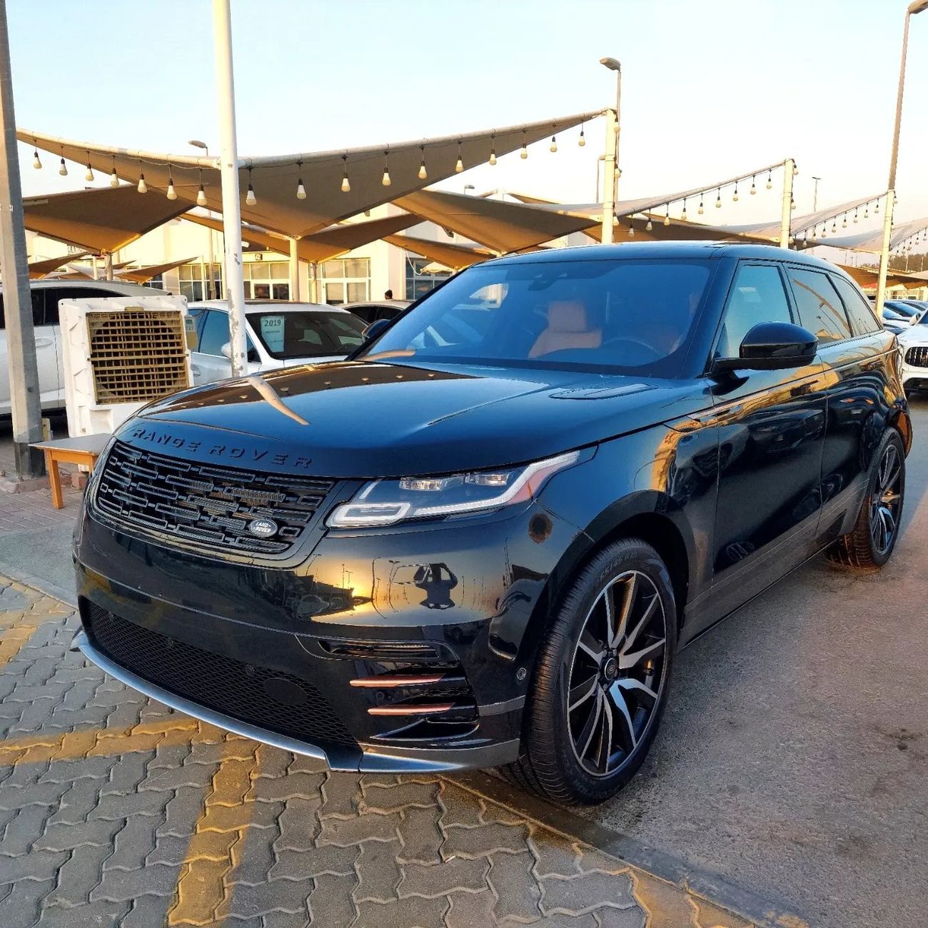 Land Rover Range Rover Velar P380 R-Dynamic SE