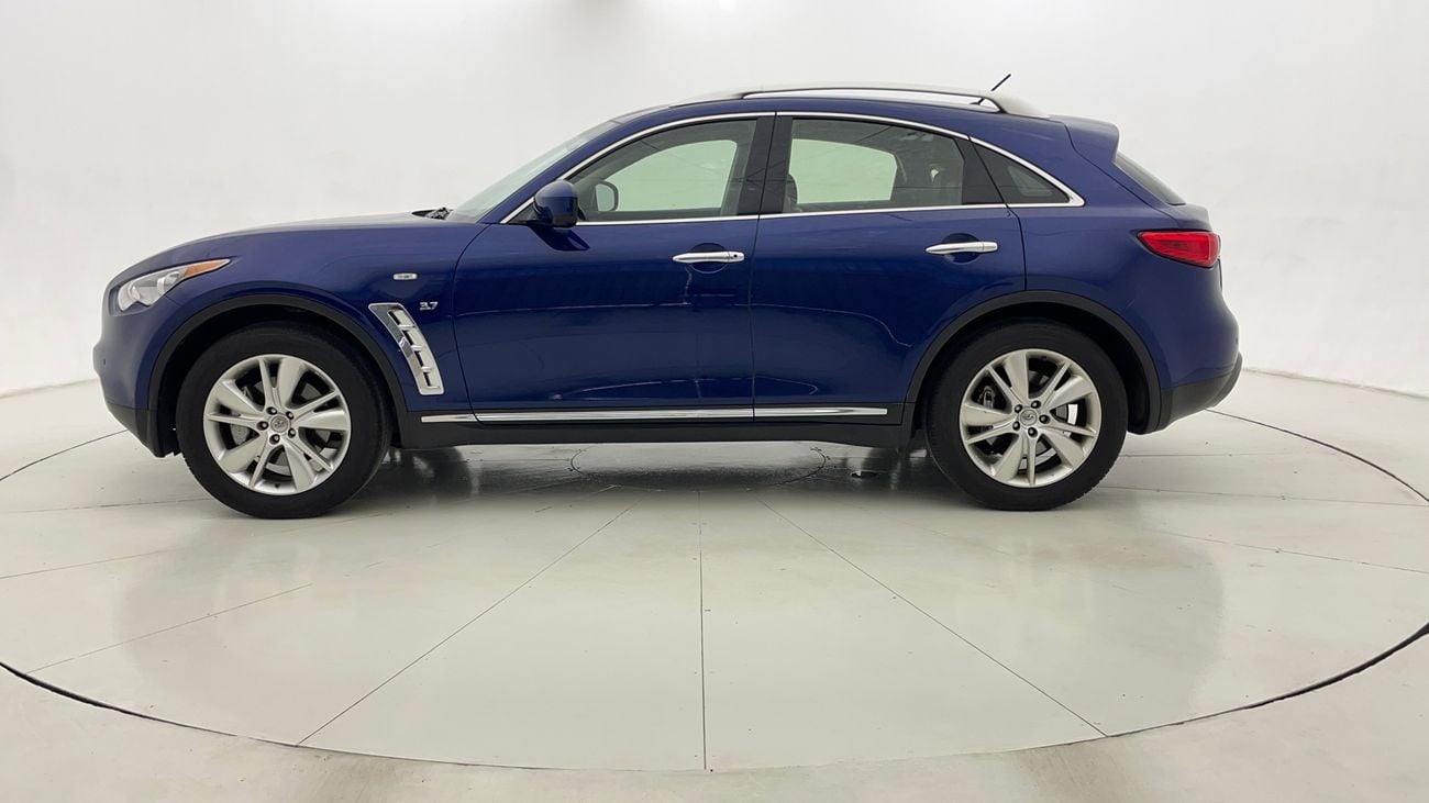 إنفينيتي QX70 LUXURY 3.7 | بدون دفعة مقدمة | اختبار القيادة في المنزل
