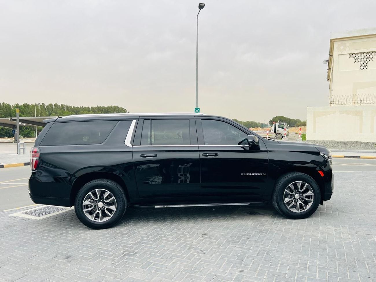 Chevrolet Suburban LT 5.3L 4WD