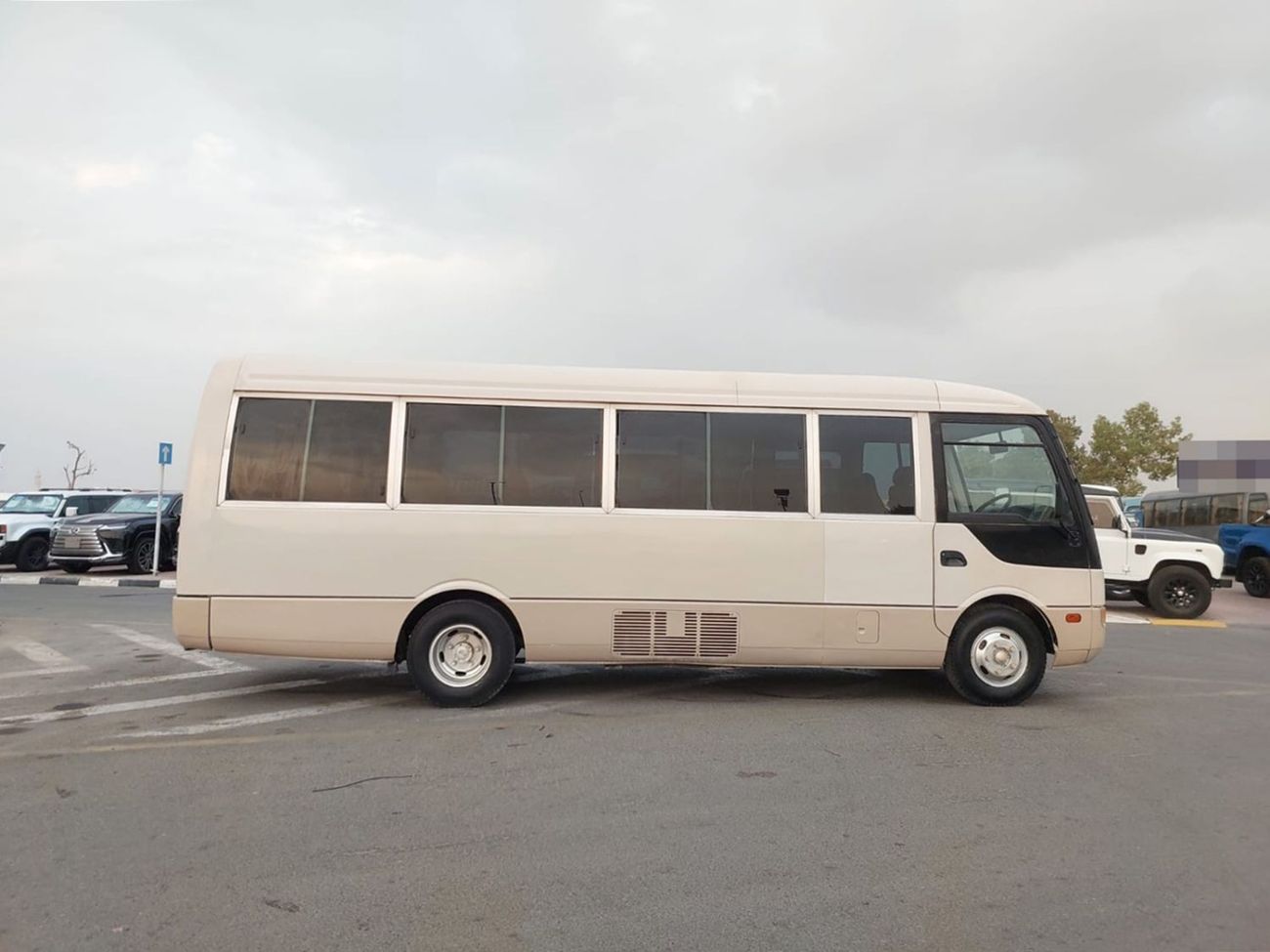 Mitsubishi Rosa MITSUBISHI ROSA BUS RHD 1997 MODEL 3.9 L DIESEL MANUAL(PM00035)