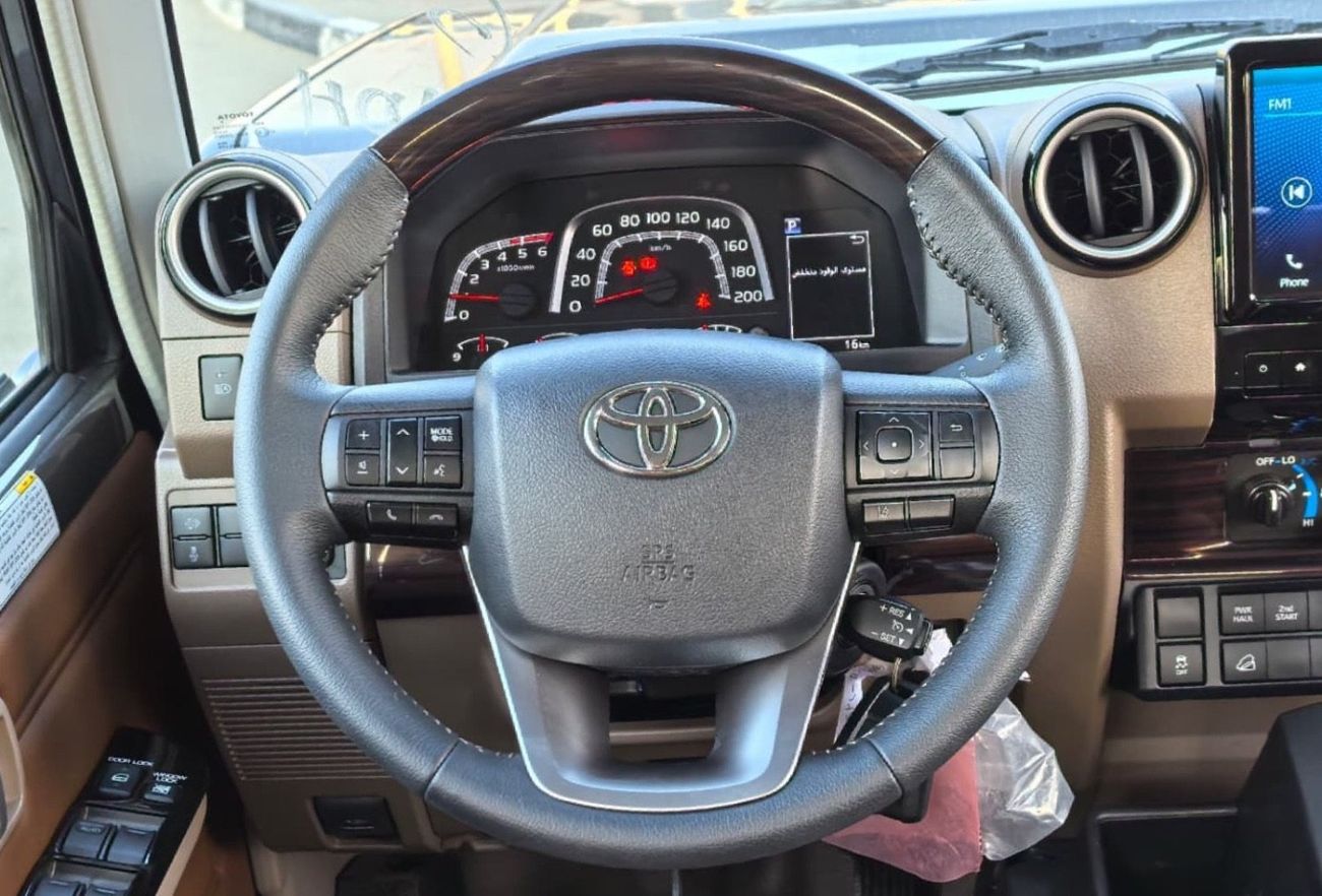 Toyota Land Cruiser Pick Up TOYOTA LAND CRUISER DOUBLE CABIN 2.8L DIESEL 4WD AUTOMATIC 2025 GREY