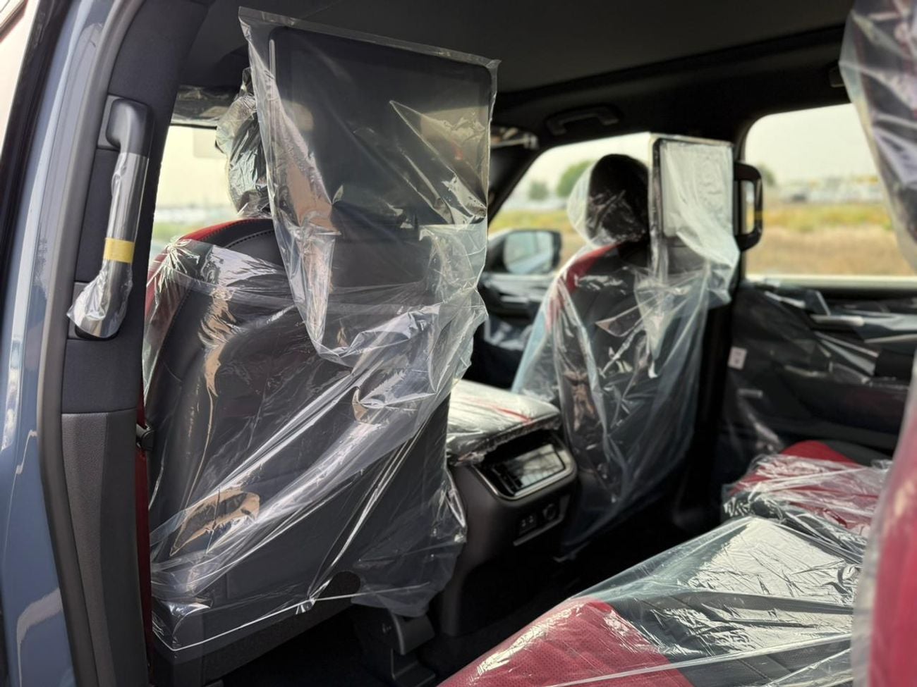 Nissan Patrol NISMO 3.5L TT TOP OPTION FOR EXPORT AND LOCAL WITH COMPRESSOR AND OFFROAD KIT