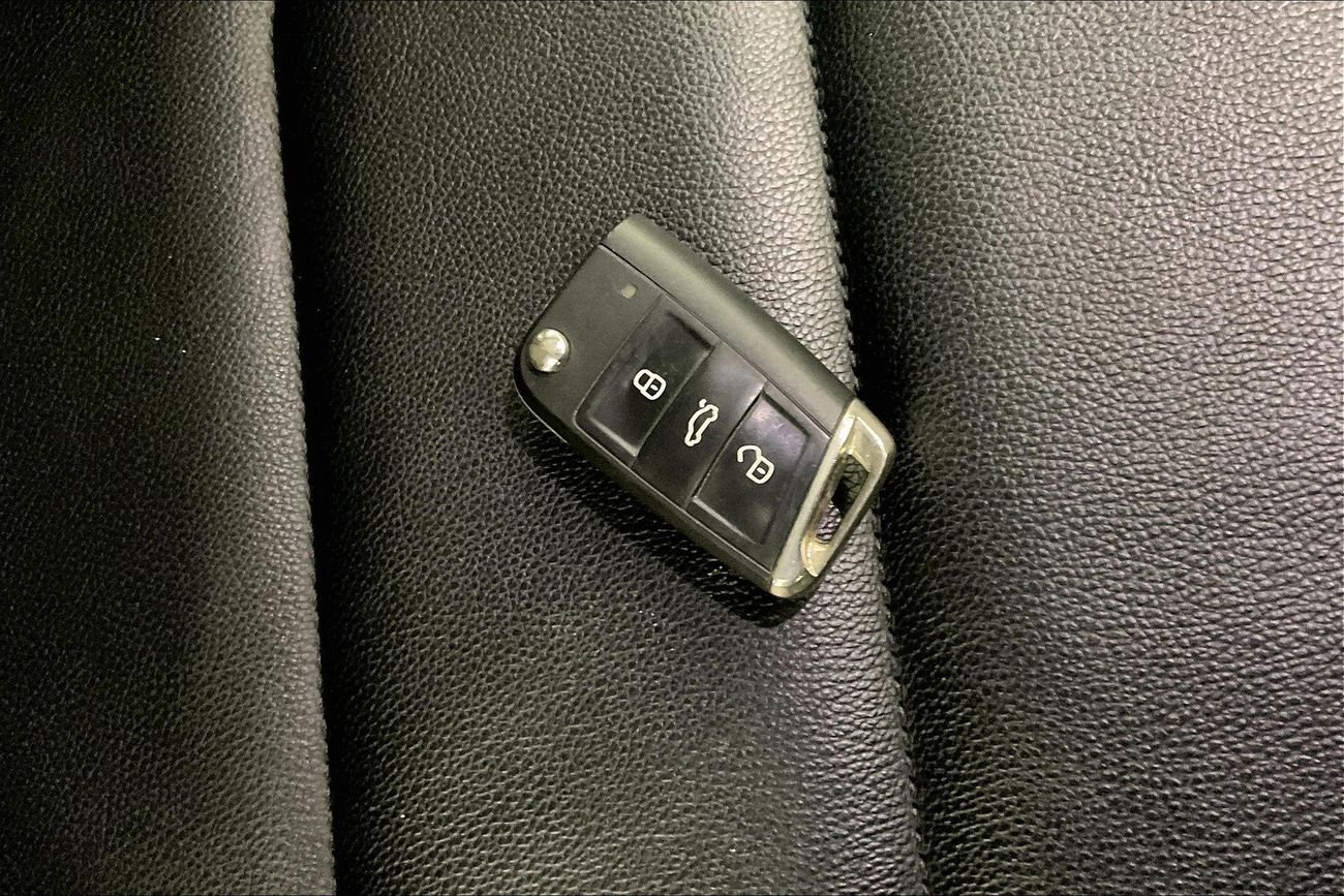 فولكس واجن تيجوان R-Line | شامل الضمان | 0 ﺪﻔﻋﺓ ﺃﻮﻟﻯ