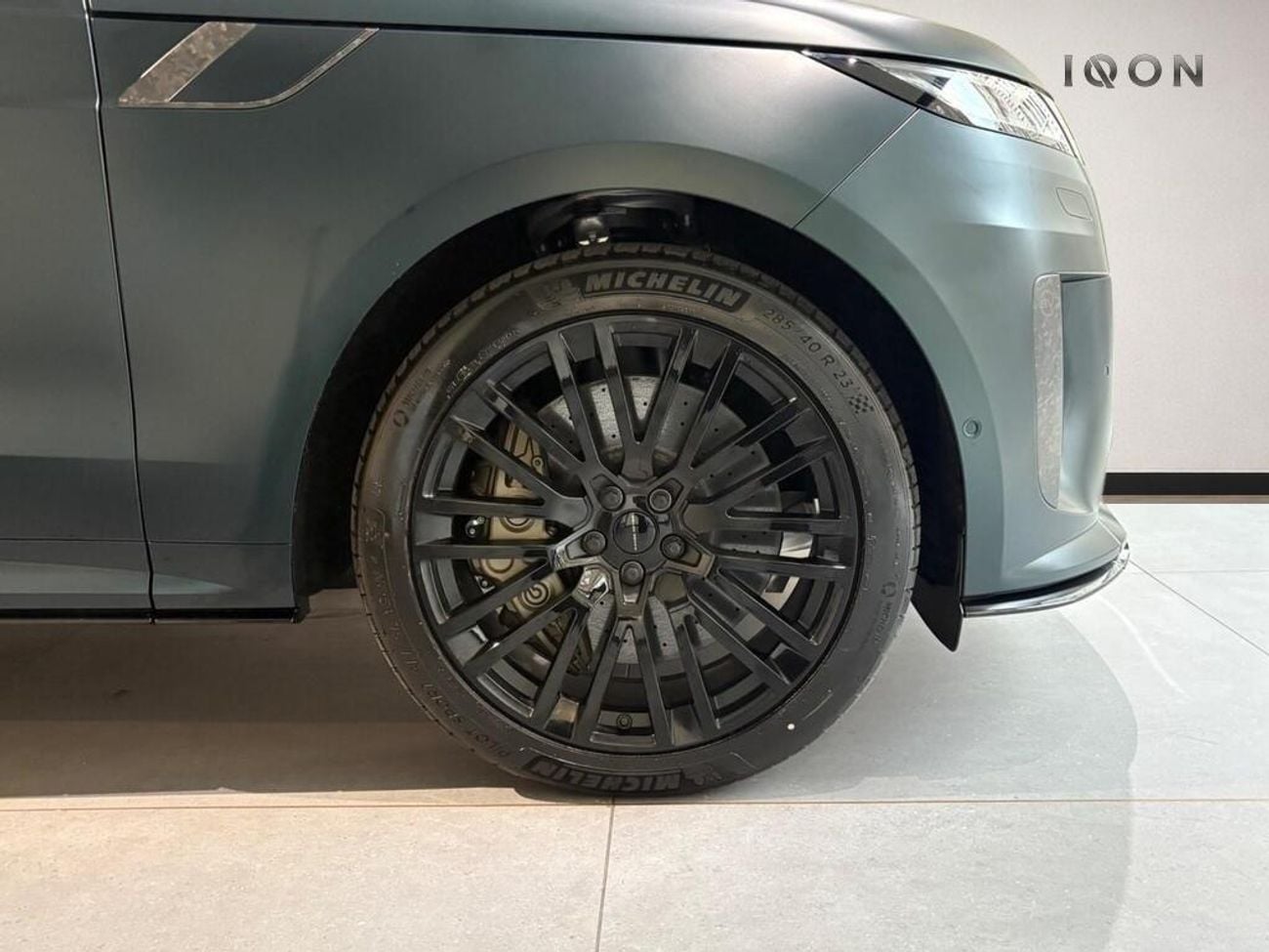 لاند روفر رينج روفر سبورت 4.4 P635 V8 MHEV SV Auto 4WD Euro 6 (s/s) 5dr (EXPORT ONLY) Right Hand Drive