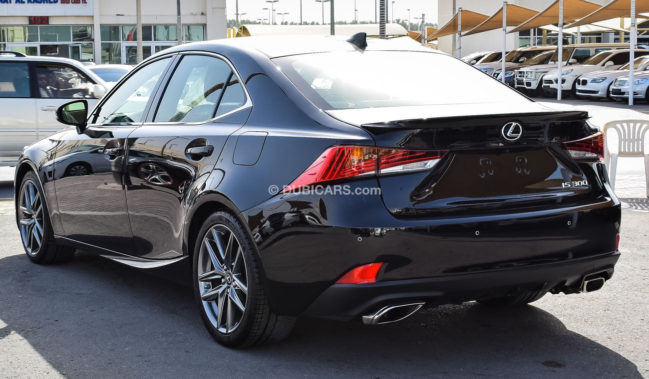 لكزس ISF السعر شامل الضريبه تسهيلات بنكيه الدفعه الاولى بعد ثلاث شهور ضمان مكينه ولكير من المعرض