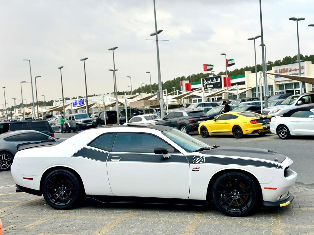 دودج تشالينجر R/T T/A 392 | Monthly 1400/- | 0% DP | Carbon Fiber Interior | # 72550