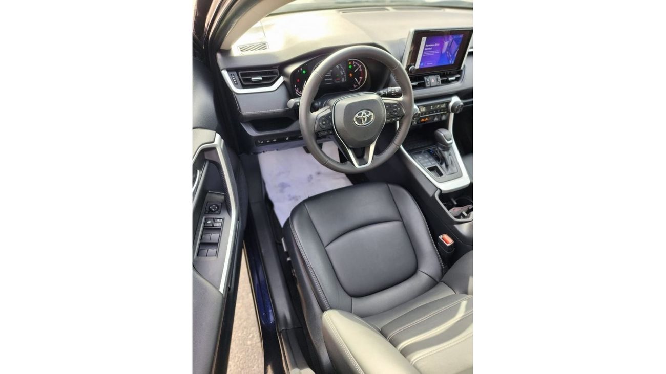 Toyota RAV4 TOYOTA RAV4 XLE 4X4 DARK BLUE 2023