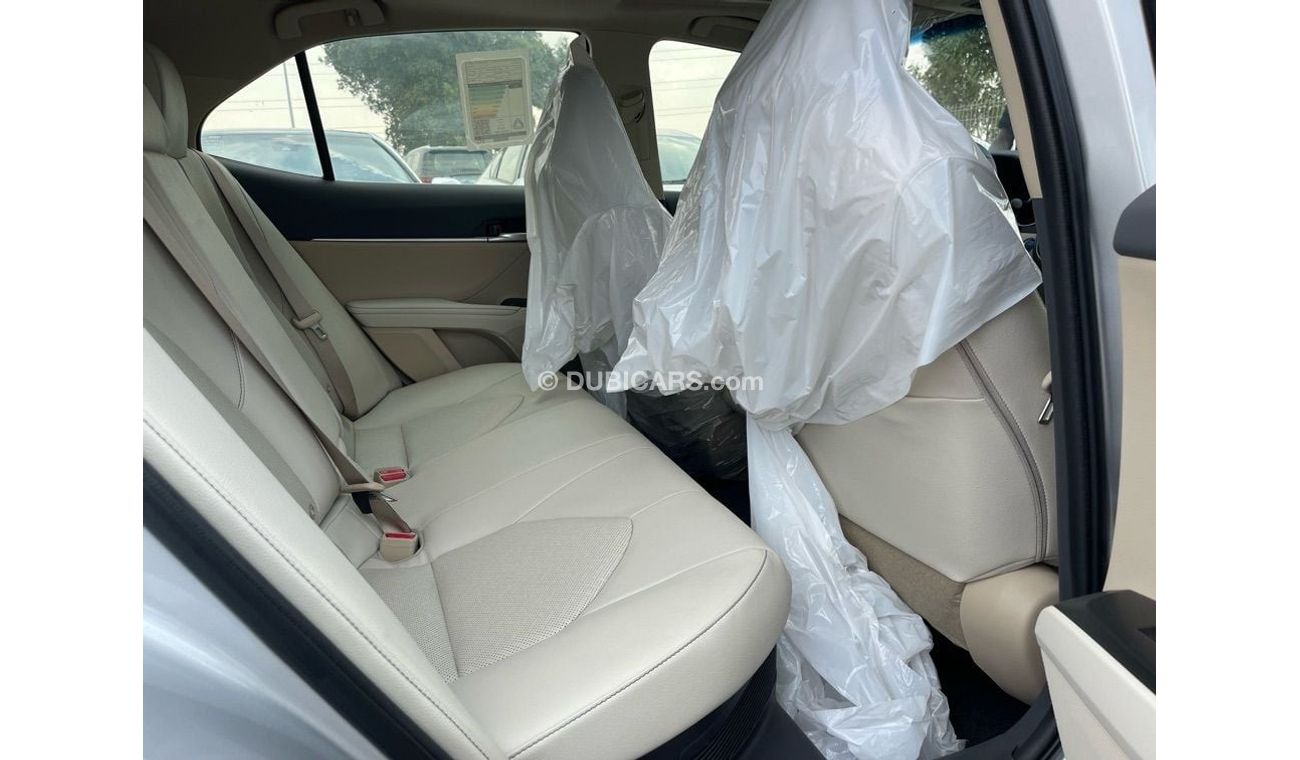 Toyota Camry Toyota Camry 2022 GLE 2.5L 4cyl Hybrid,  HEV, 4dr sedan, , FWD, A/T, Silver Color