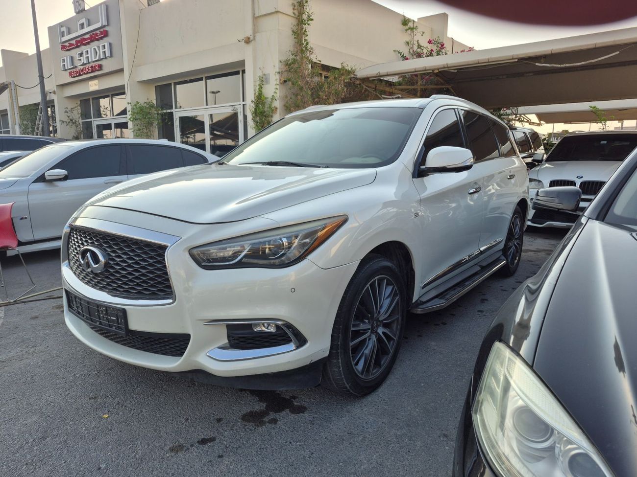 إنفينيتي QX60 