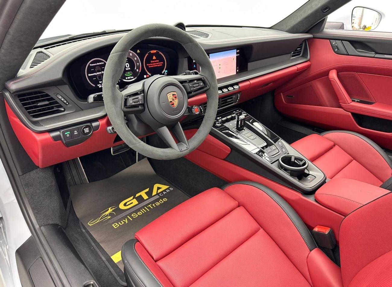 بورش 911 CARRERA GTS 2026 Porsche 911 Carrera GTS T-Hybrid, Brand New, Aerokit Carbon, 2028 Porsche Warranty, GCC