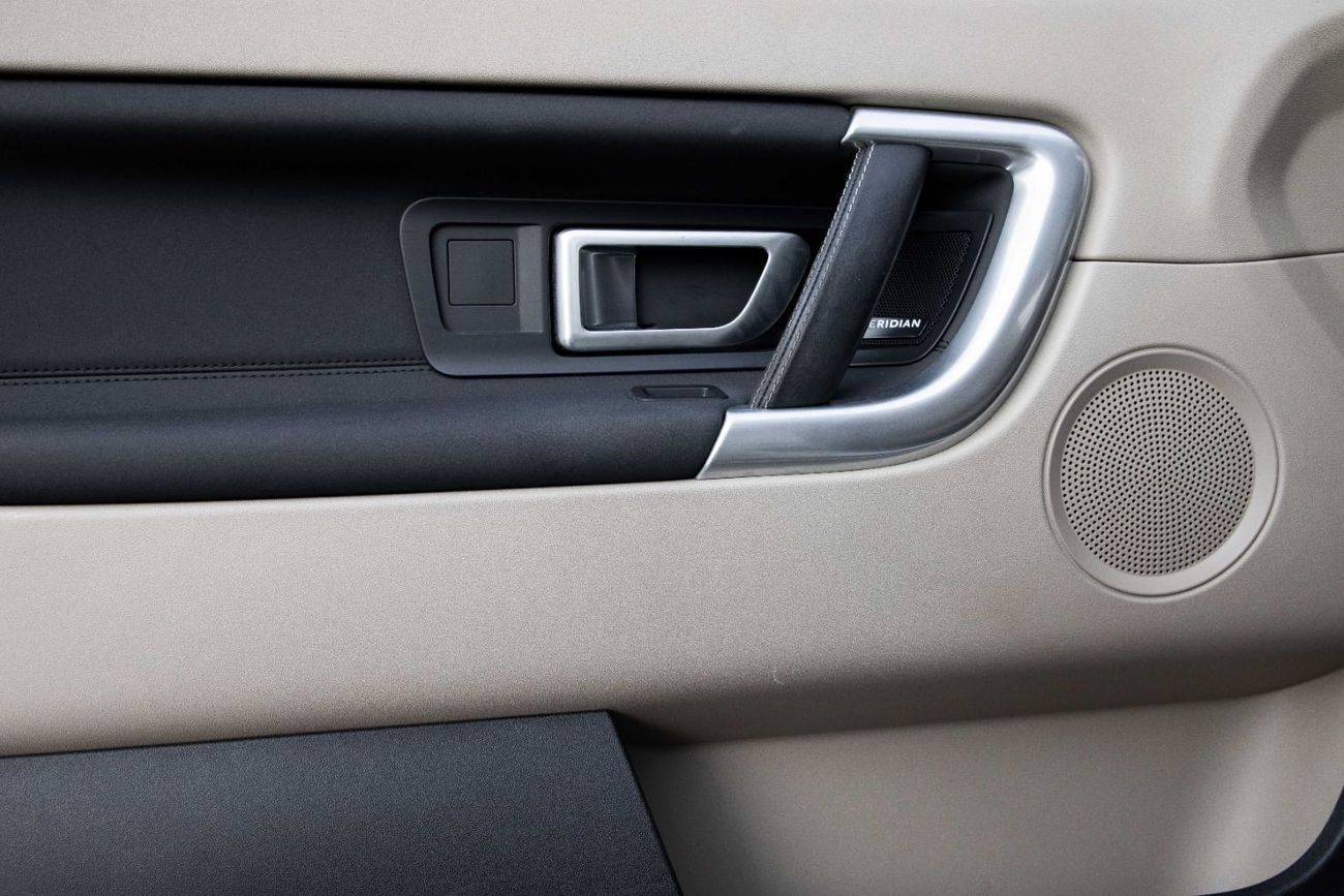 لاند روفر دسكفري HSE | 2,252 P.M  | 0% Downpayment | LOW KMS!