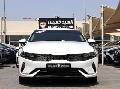 Kia K5 LX KIA K5 - ACCIDENTS FREE - GCC - PERFECT CONDITION INSIDE OUT - 2000 CC