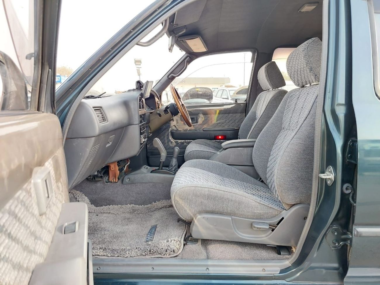 Toyota Hilux TOYOTA HILUX PICK UP RHD 1997 MODEL 2.4 L DIESEL AUTOMATIC(PM02314)